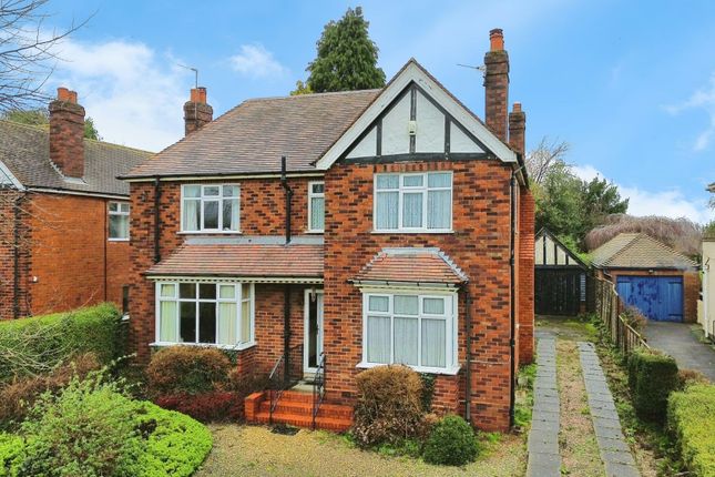 4 bed property, in Leegomery Road, £260,000