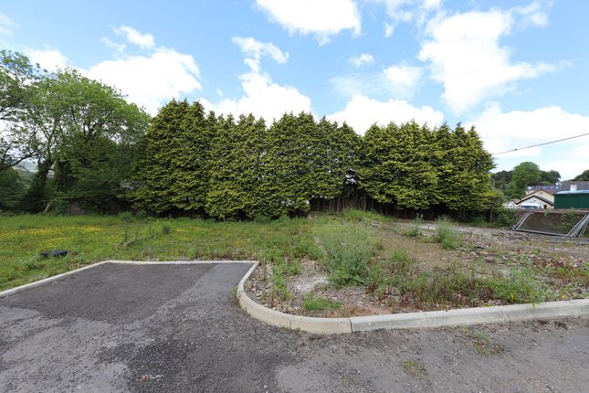4 bed property, in Copperbeech, £99,995
