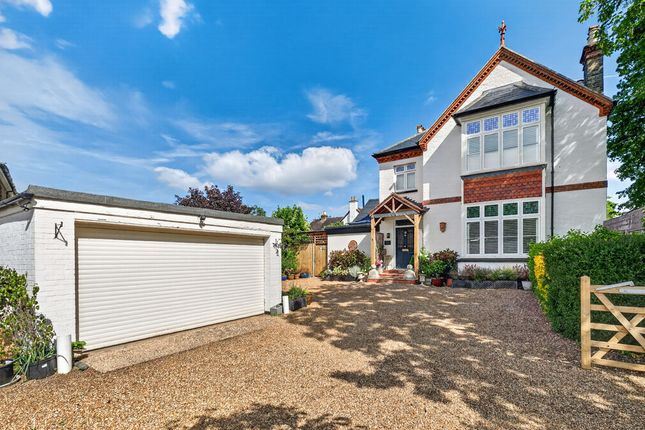 4 bed property, in Dunboe Place, £1,450,000