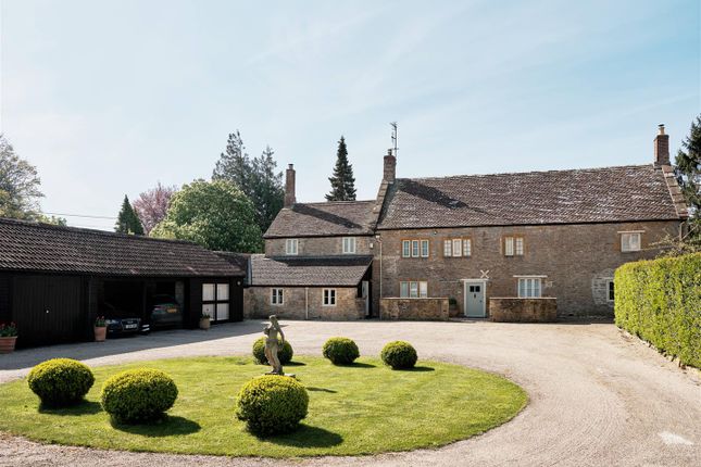 4 bed property, in Dibbles Lane, £1,350,000
