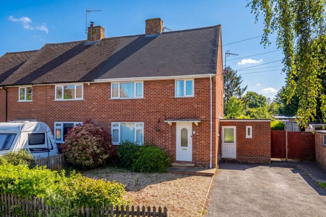 3 bed property, in Woodlands Road, £300,000