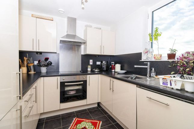1 bed property, in 25 St. Johns Street, £110,000
