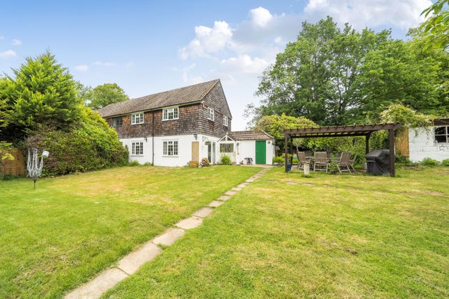 3 bed property, in Wilderwick Road, £785,000