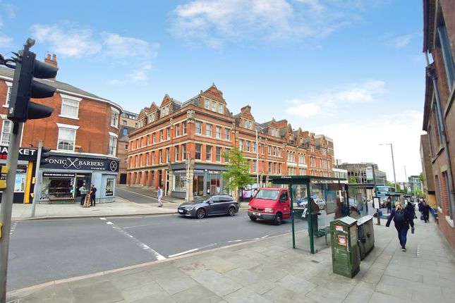1 bed property, in Derby Street, £110,000