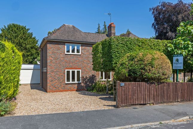 4 bed property, in Bereweeke Close, £1,375,000