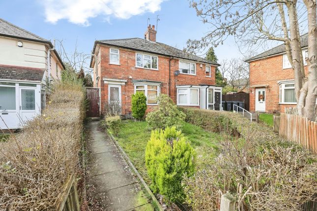 3 bed property, in Poole Crescent, £250,000