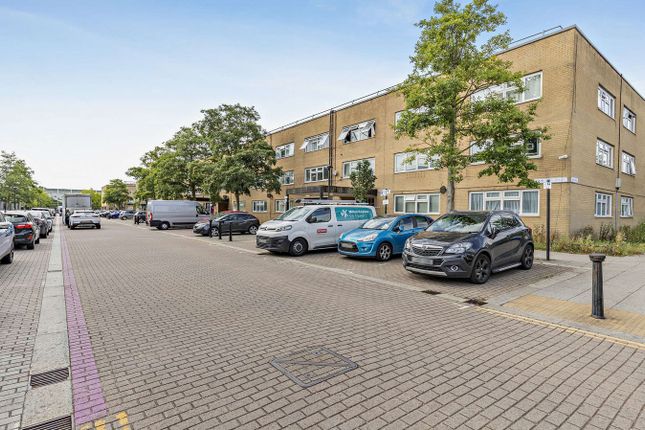 Studio, in North Tenth Street, £99,000