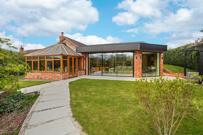 4 bed property, in Bradwell Road, £1,000,000