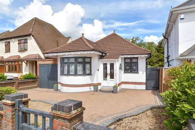 2 bed property, in Lake Rise, £625,000