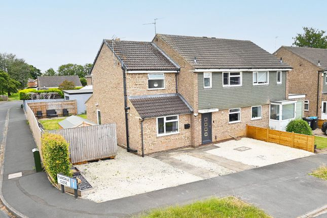 5 bed property, in Bransdale Grove, £425,000