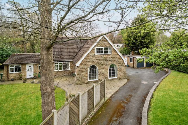 5 bed property, in 38 Oakwood Lane, £840,000