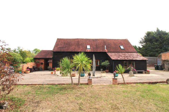3 bed property, in Welland Court Lane, £595,000