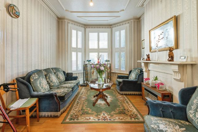 4 bed property, in Beresford Road, £880,000