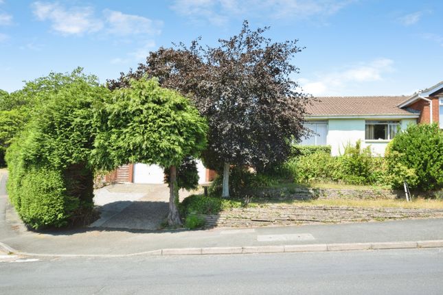2 bed property, in Gloucester Road, £280,000