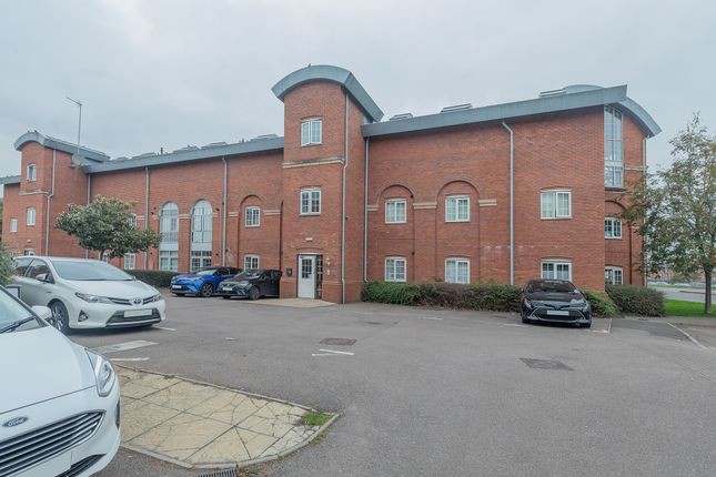 2 bed property, in Caxton Court, £82,000