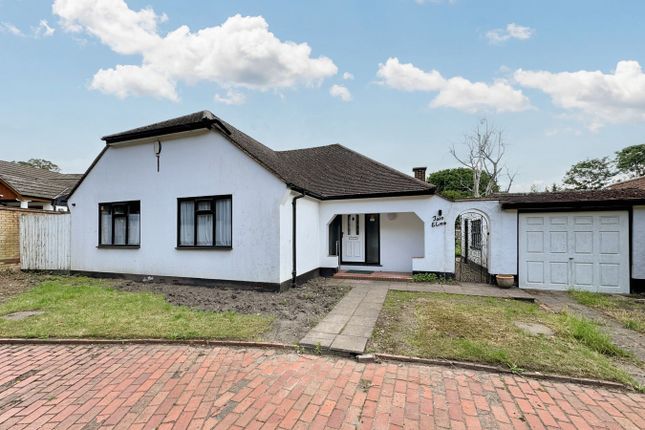 2 bed property, in Orpington Road, £795,000