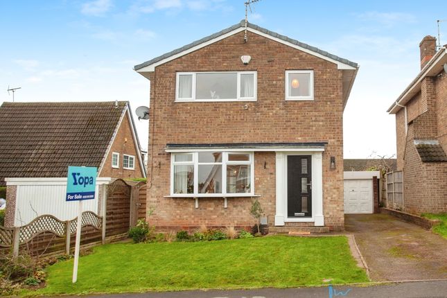 3 bed property, in Begonia Close, £280,000