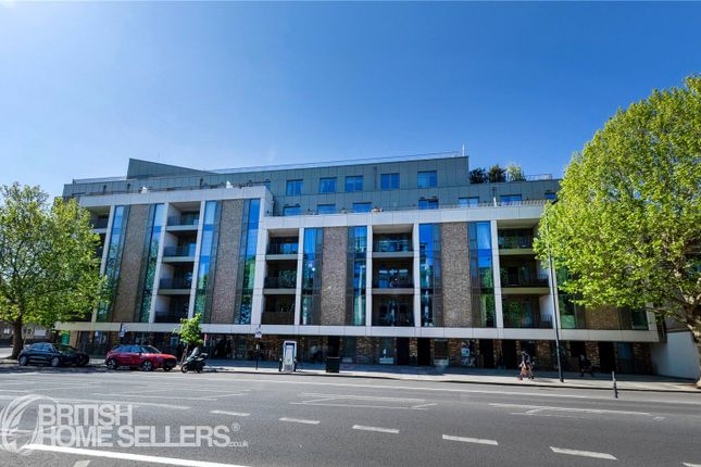 2 bed property, in Balham High Road, £625,000