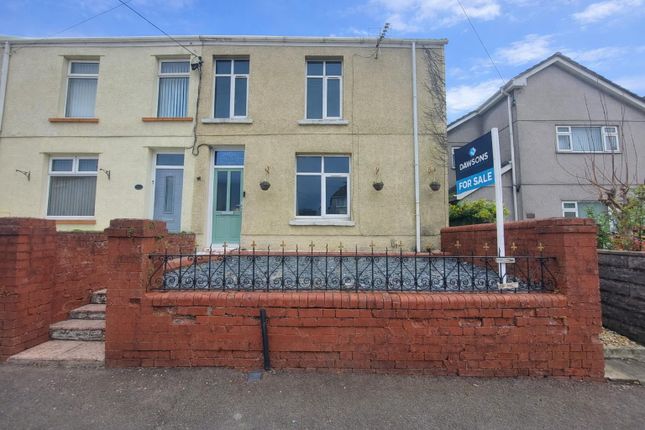 3 bed property, in Borough Road, £225,000