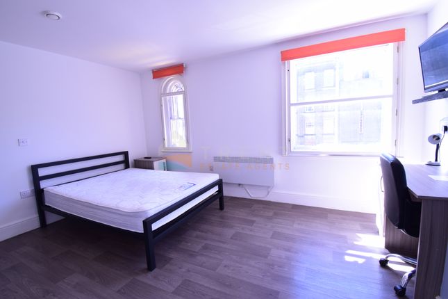 Land, in Flat 302, £43,250