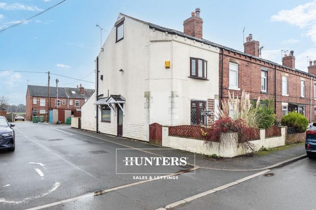 1 bed property, in Lower Mickletown, £160,000