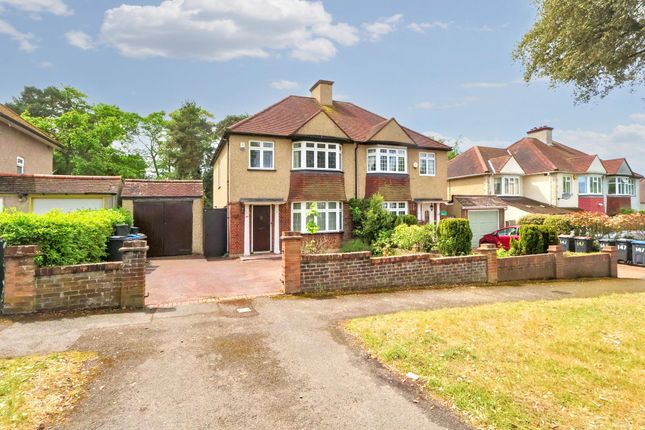 3 bed property, in Shirley Church Road, £585,000