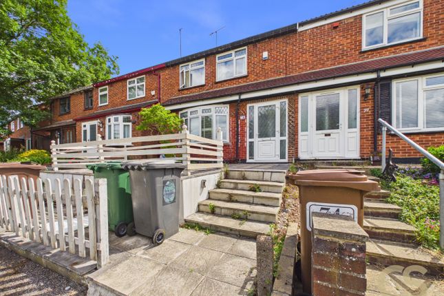 3 bed property, in Sewardstone Gardens, £450,000
