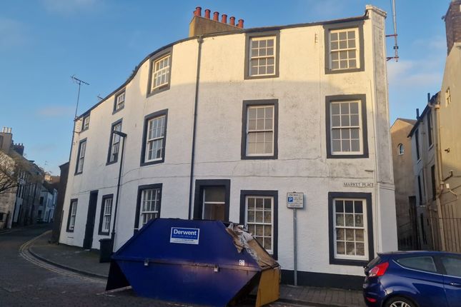 7 bed property, in 1-3 Market Place, £300,000