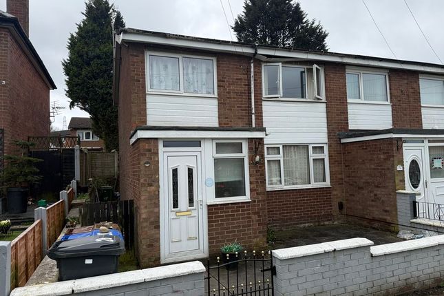 3 bed property, in Lancaster Drive, £110,000