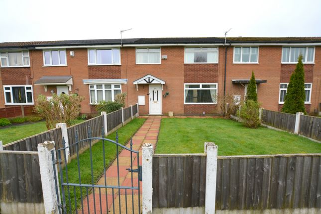 3 bed property, in Blithfield Walk, £210,000