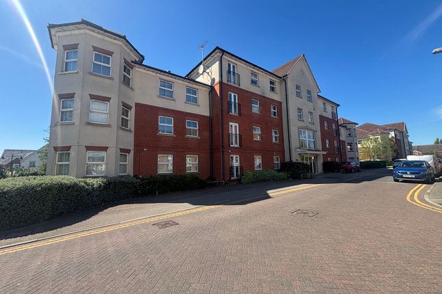 2 bed property, in Olsen Rise, £120,000