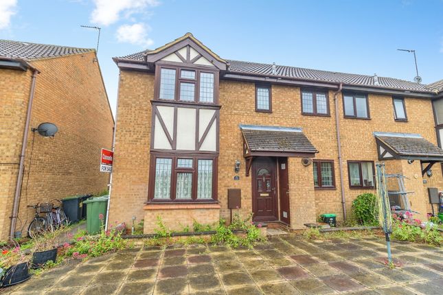 2 bed property, in Millwright Way, £230,000