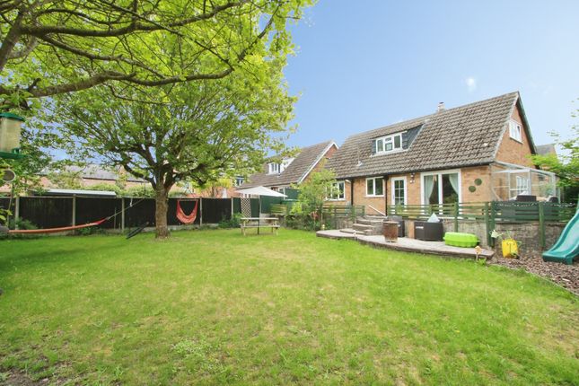 2 bed property, in Kirby Road, £325,000