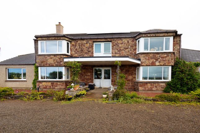 9 bed property, in Hawthorns B&B, £445,000