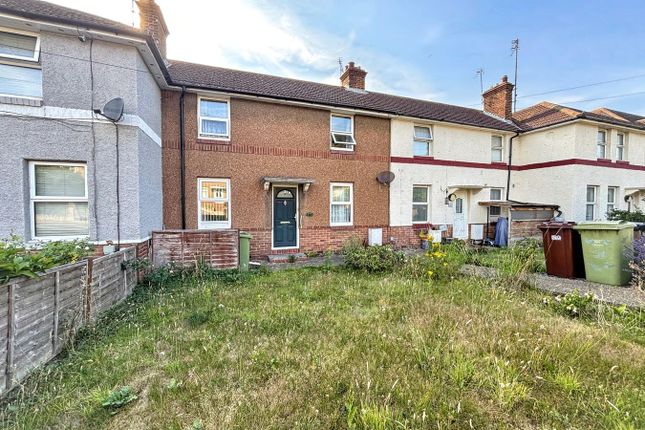 2 bed property, in London Road, £199,950