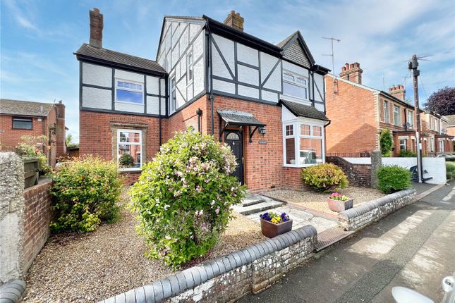 4 bed property, in Fairfield Road, £485,000