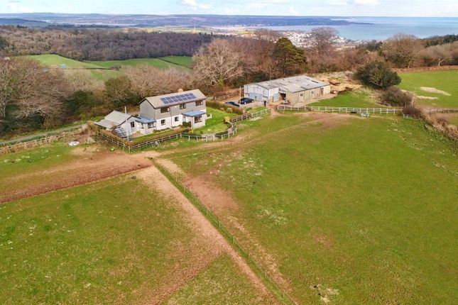 4 bed property, in 11.52 Acres - Holcombe Down Road, £950,000