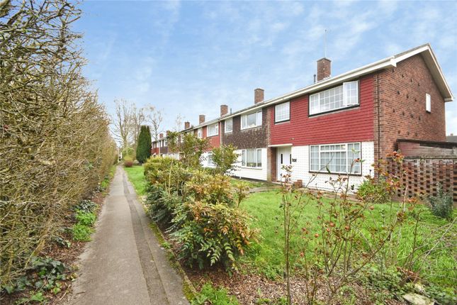 3 bed property, in Meadgate Avenue, £325,000