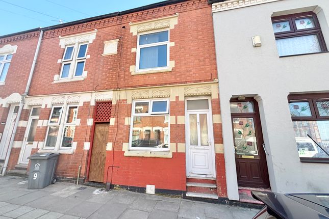 3 bed property, in Sherrard Road, £235,000