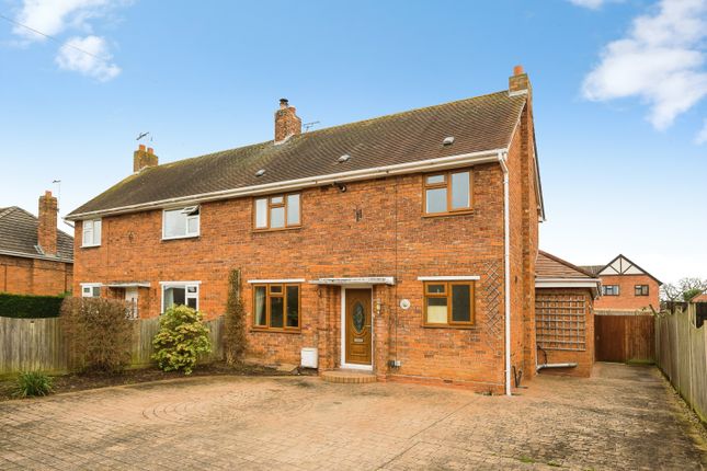 3 bed property, in Keysbrook, £330,000