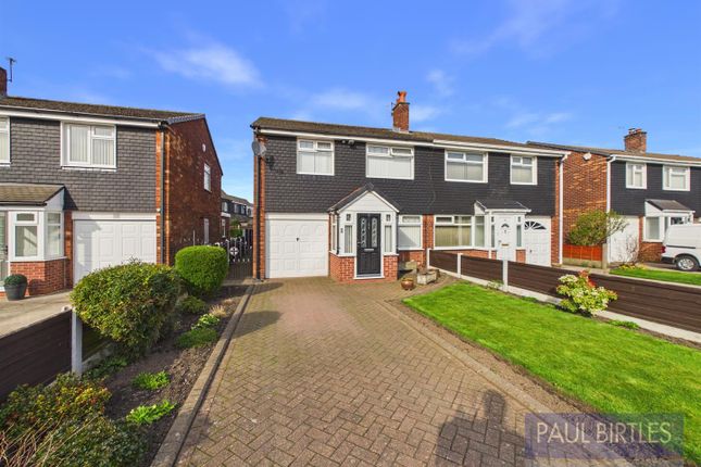 3 bed property, in Shetland Way, £365,000