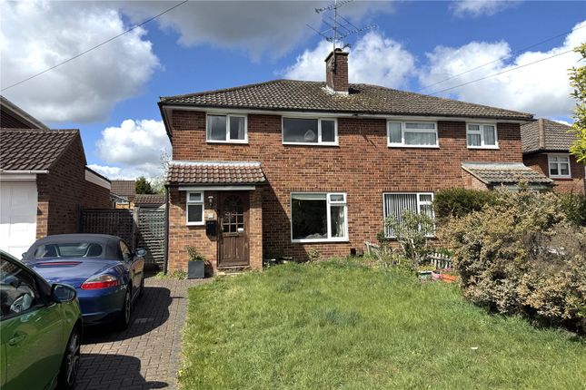 3 bed property, in Riverside Close, £450,000
