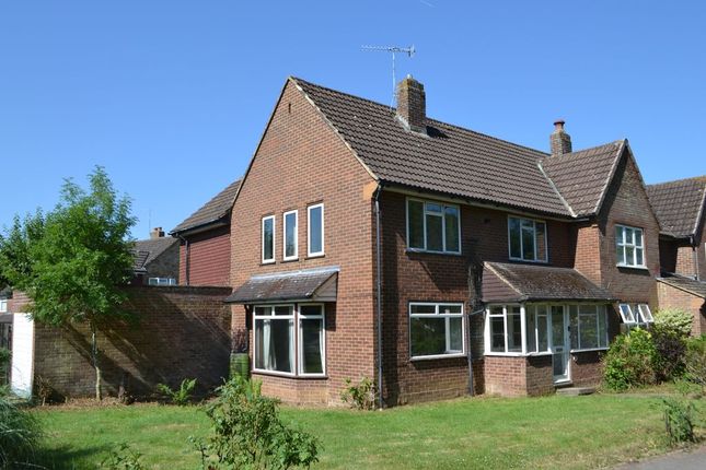 4 bed property, in Fairfield Way, £500,000