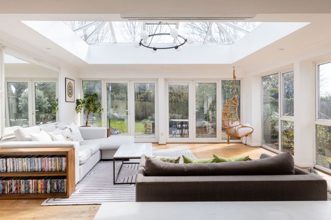 4 bed property, in Tongdean Road, £1,350,000
