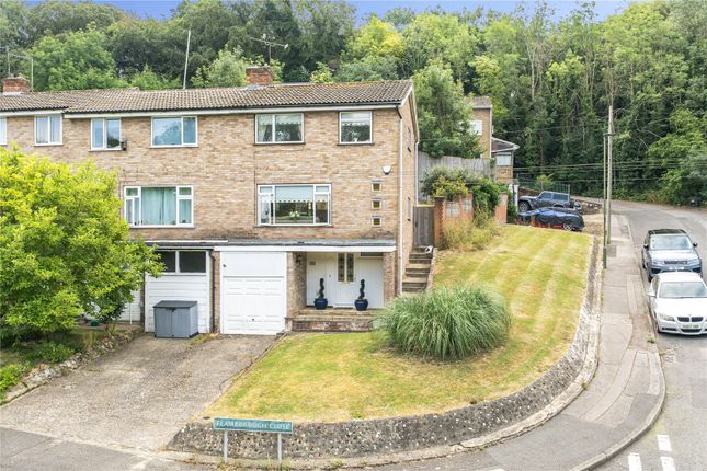 3 bed property, in Flamborough Close, £445,000