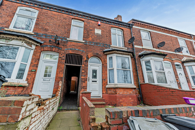 3 bed property, in High Street, £180,000
