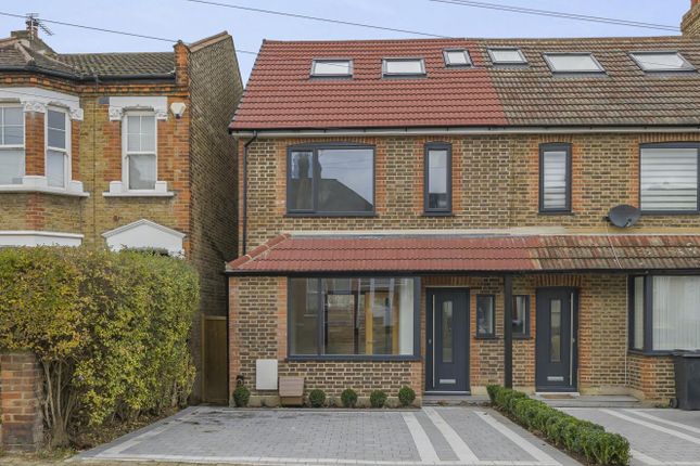 3 bed property, in Birkbeck Road, £750,000