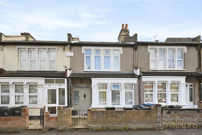 3 bed property, in Estcourt Road, £450,000