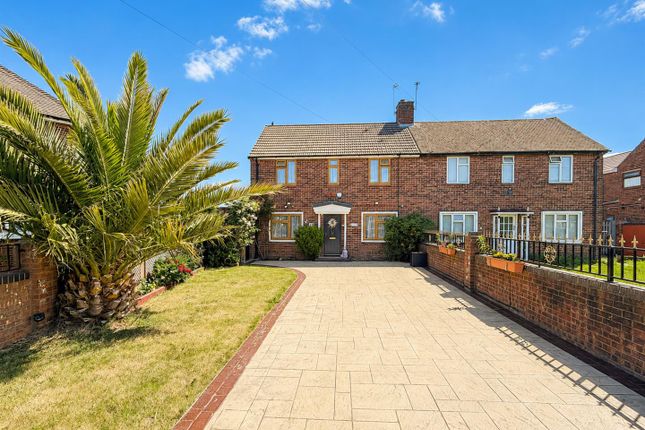 3 bed property, in Ringway, £585,000