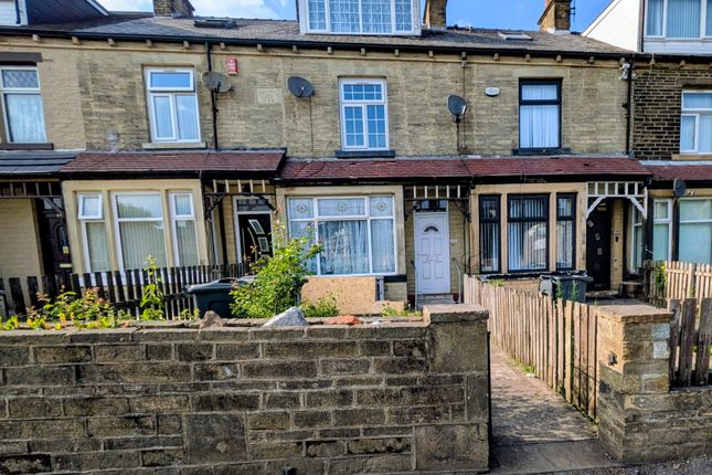 3 bed property, in Clayton Road, £150,000